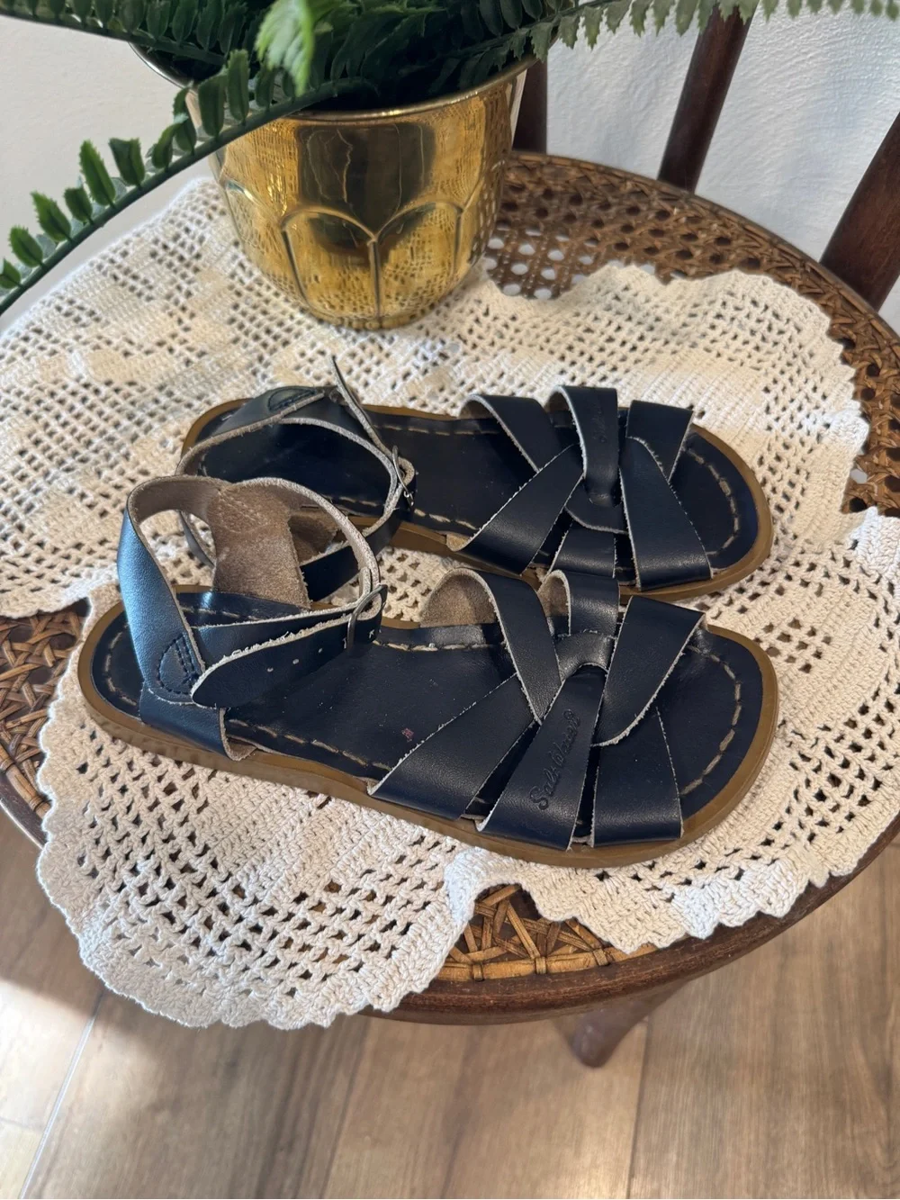 Navy Blue Saltwater Sandals Youth Size 1